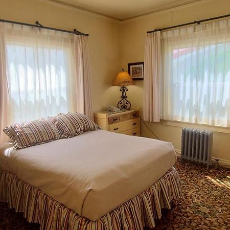 Historic Dow Hotel Lone Pine Luaran gambar